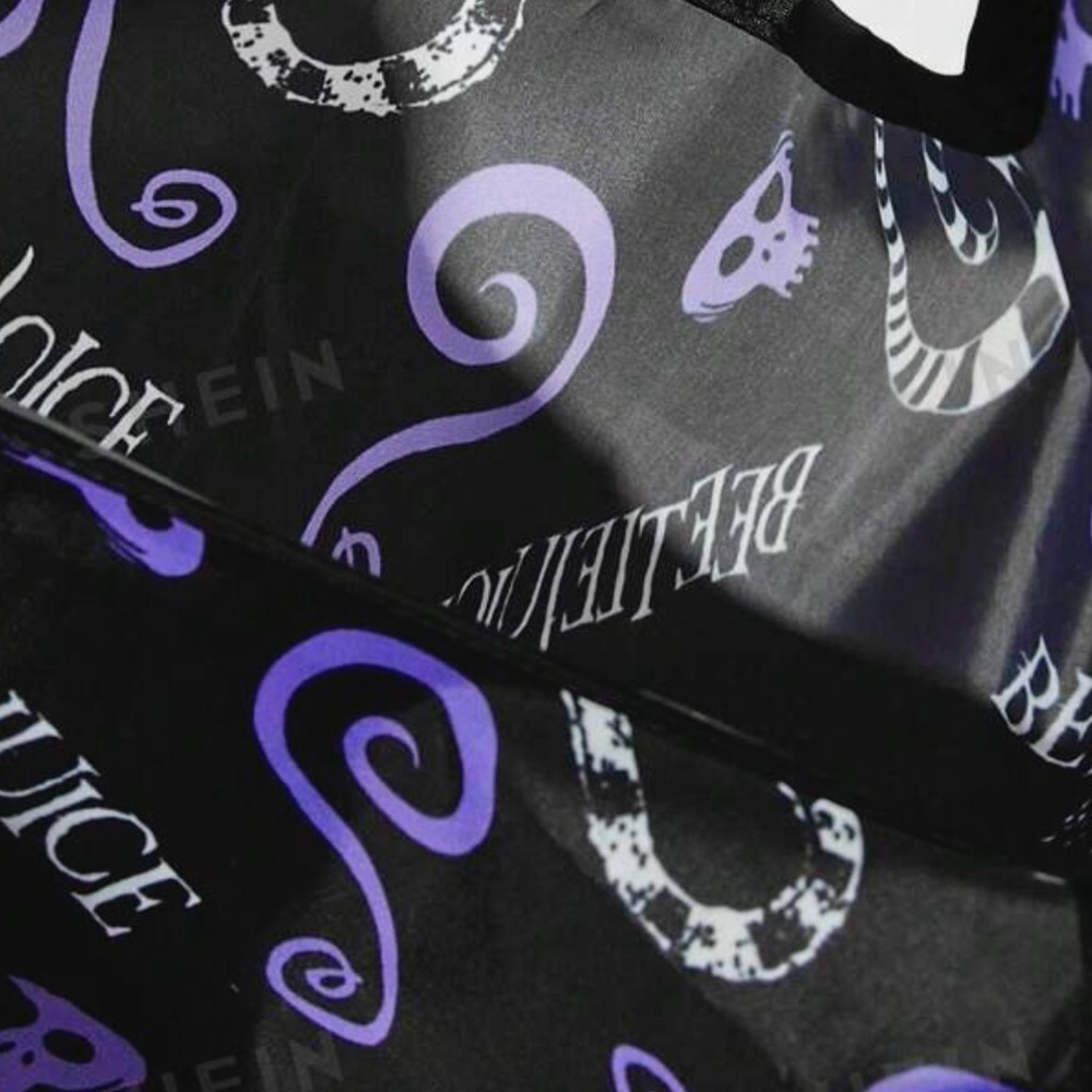 BEETLEJUICE Reusable TOTE BAG - Picture 4 of 6